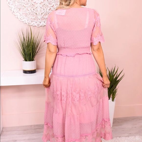 Pink Lace Maxi Dress 👗 medium - Picture 3 of 6
